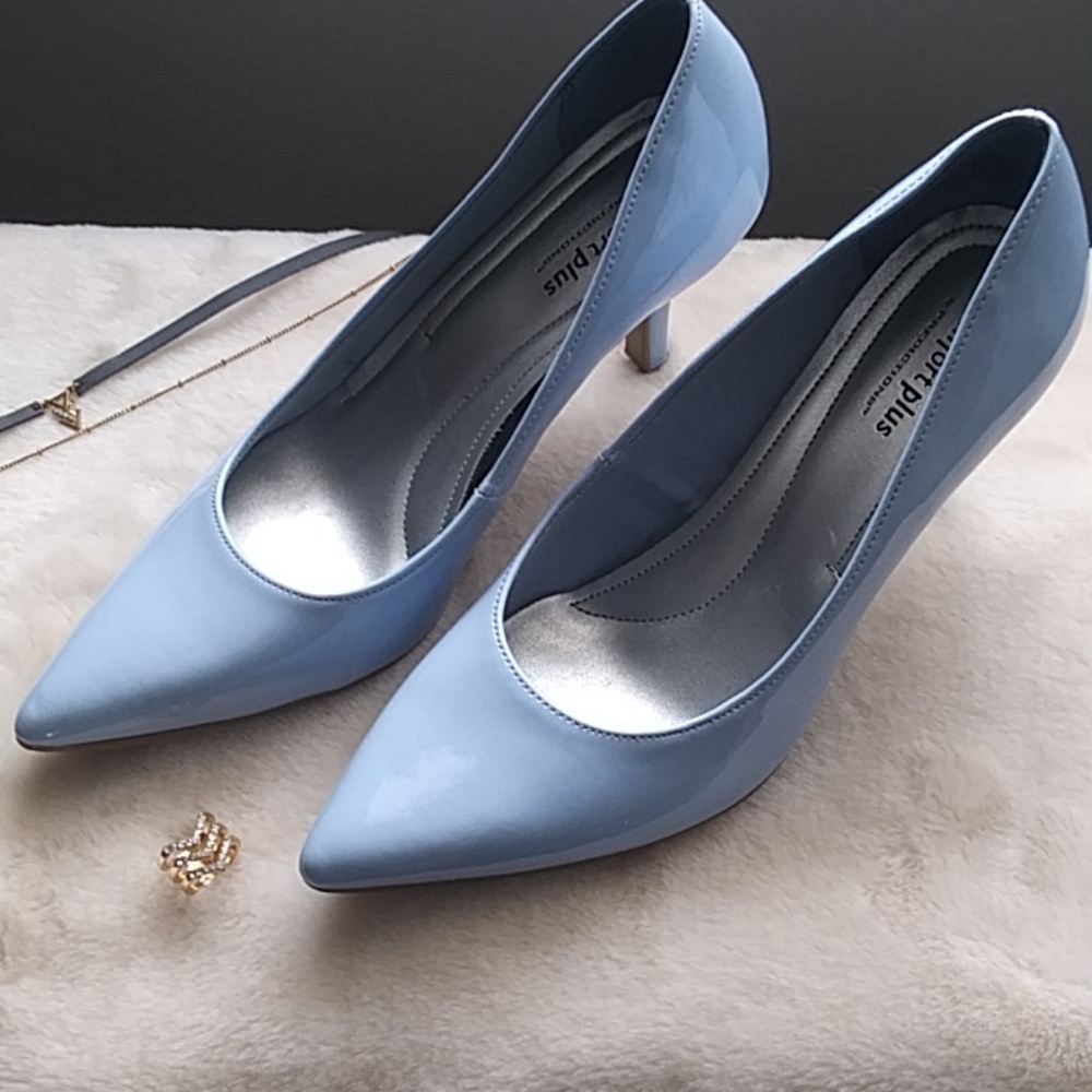 Heels Heels Heels 💙